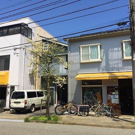 Toolate Guesthouse Toyama Station Exterior photo