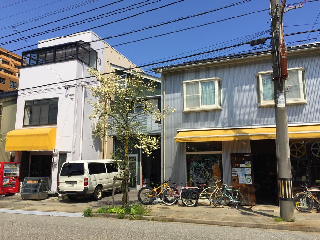 Toolate Guesthouse Toyama Station Exterior photo